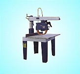 黑龍江搖臂式萬(wàn)能木工圓鋸機