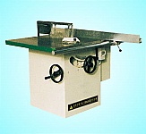 黑龍江萬(wàn)能木工圓鋸機